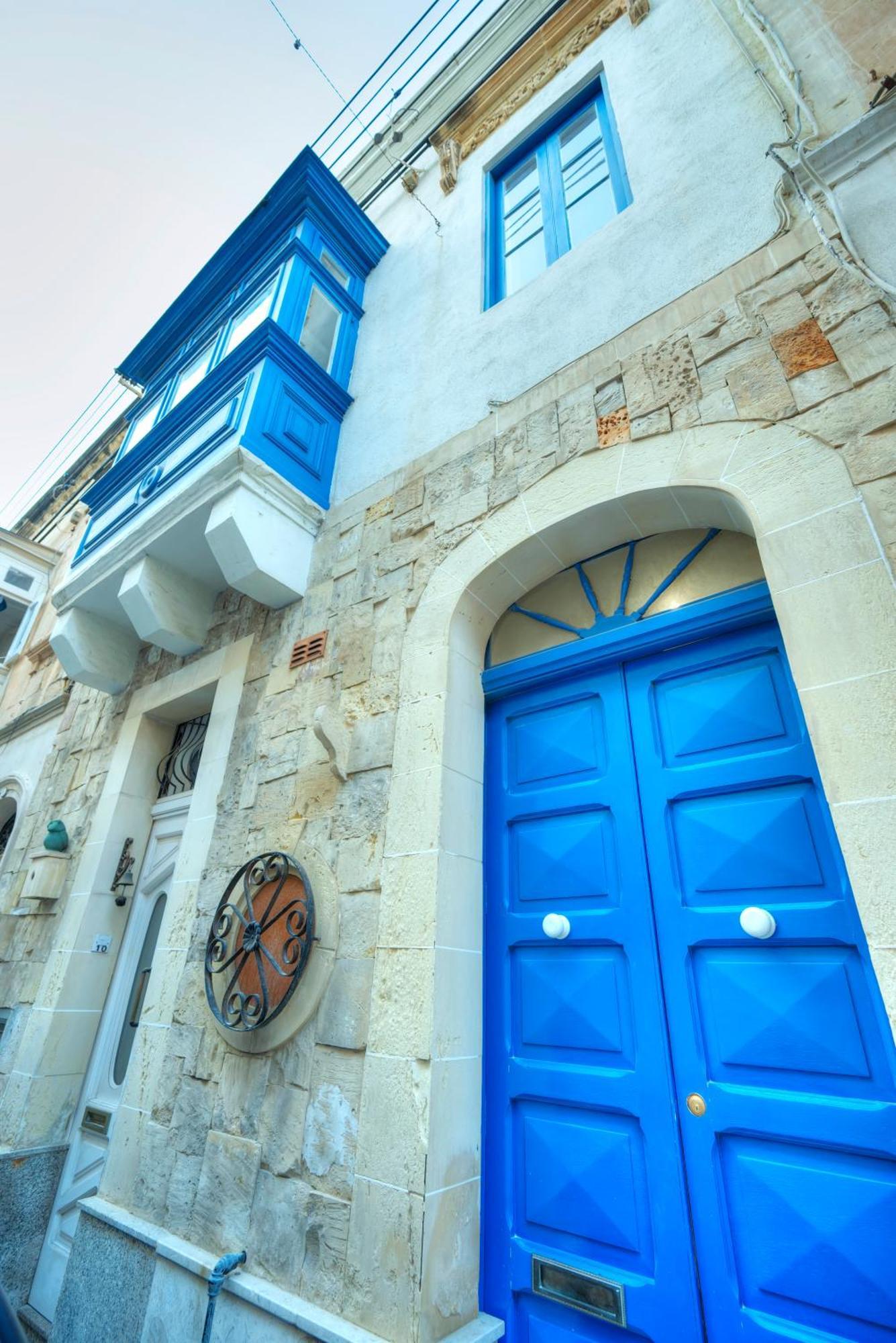 Seaview Sliema 30 Seconds To High Street & Ferry, 2X Double En-Suite Bedrooms, Modern Whole Traditional Townhouse, Kitchen, Living Area, & Roof Terrace Exterior foto